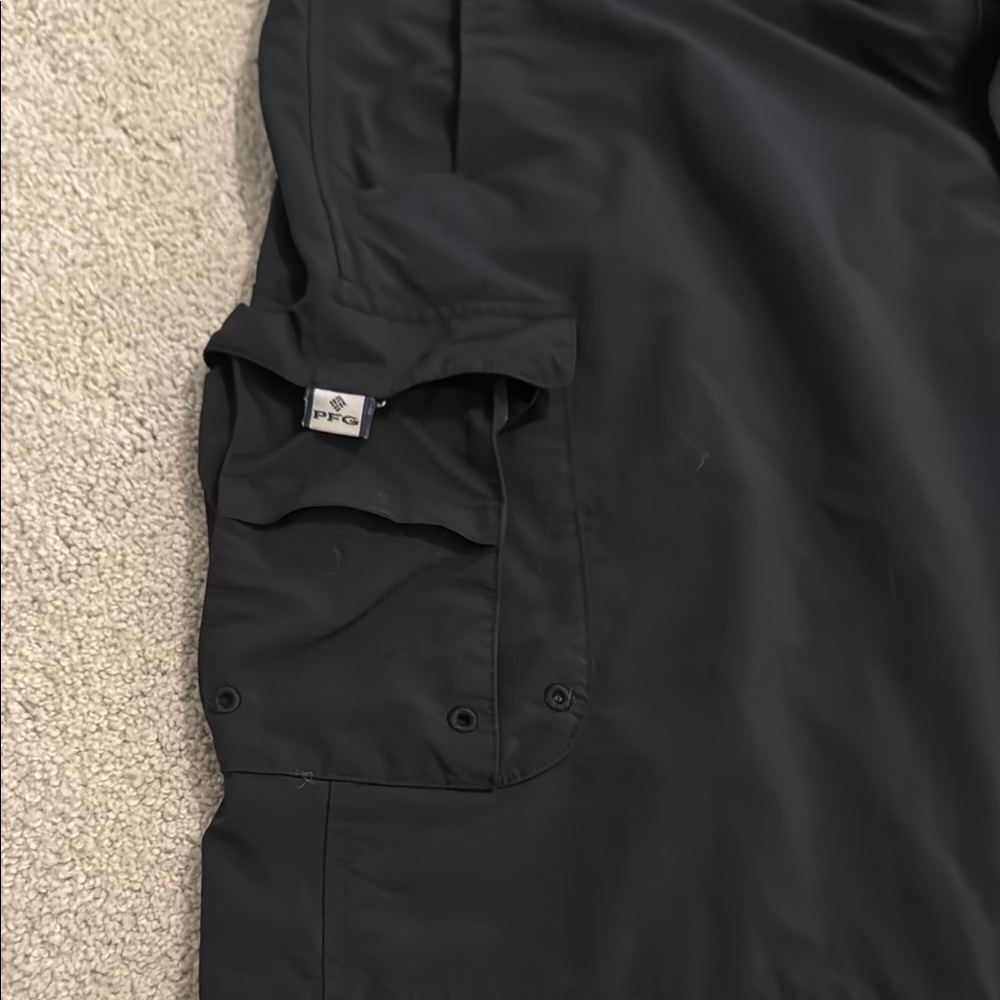Men's Black Outdoor Shorts - Picture 3 of 5